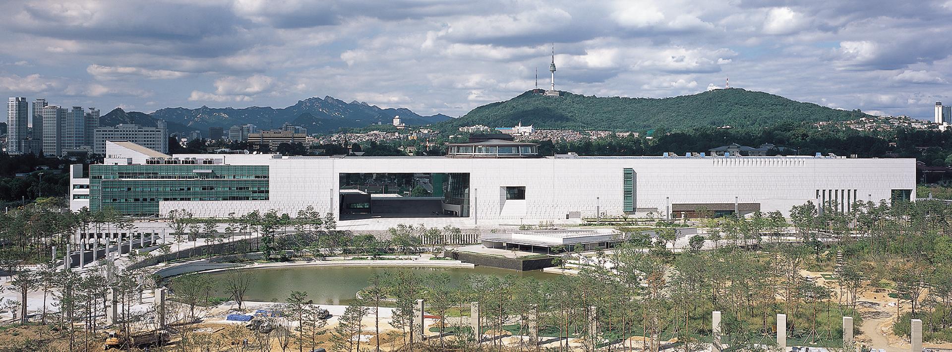 국립중앙박물관